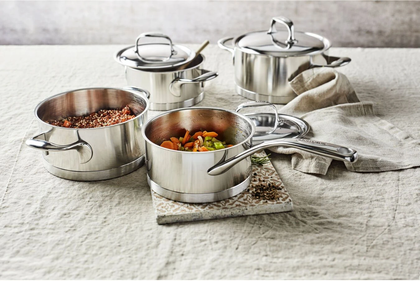 Demeyere - 4 Delige Pannenset (Kookpan ø 16 / 18 / 20 Cm + Steelpan ø 16 Cm) + Deksels Atlantis 7 - RVS 4 Demeyere - 4 Delige Pannenset (Kookpan ø 16 / 18 / 20 Cm + Steelpan ø 16 Cm) + Deksels Atlantis 7 - RVS - Image 2