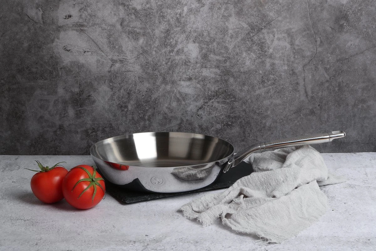 Saveur Selects Koekenpan Voyage - Tri-Ply RVS - ø 25 Cm - Zonder Anti-aanbaklaag 4 Saveur Selects Koekenpan Voyage - Tri-Ply RVS - ø 25 Cm - Zonder Anti-aanbaklaag - Image 2