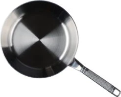 Saveur Selects Koekenpan Voyage - Tri-Ply RVS - ø 25 Cm - Zonder Anti-aanbaklaag 7 Saveur Selects Koekenpan Voyage - Tri-Ply RVS - ø 25 Cm - Zonder Anti-aanbaklaag -Cuisine Et Table 1200x959 1