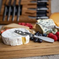 Boska Kaasset Ultimate Monaco+ (Eikenhouten Serveerplank & 10 RVS Kaasmessen) - 11 Delige Set -Cuisine Et Table 307105 Ultimate cheese set Monaco 433