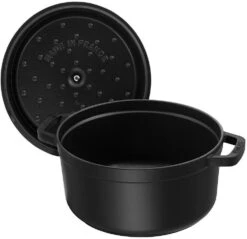 Staub Braadpan / Cocotte - Zwart - ø 26 Cm / 5.2 Liter 10 Staub Braadpan / Cocotte - Zwart - ø 26 Cm / 5.2 Liter -Cuisine Et Table 40500 241 0 6 4