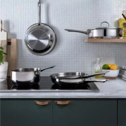 BK Wokpan Bright RVS - ø 28 Cm - Zonder Anti-aanbaklaag 11 BK Wokpan Bright RVS - ø 28 Cm - Zonder Anti-aanbaklaag -Cuisine Et Table 484b525bd83500ee07165b25d4f578df91ff4d70 BK Bri WokP 1pc CC005747 001 Collection