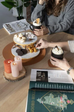 Jay Hill Etagere Marmer Goud 2-Laags -Cuisine Et Table 6 8720812849278 4