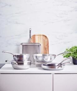 BK Grillpan Superior Tri-Ply - 28 X 28 Cm - Zonder Anti-aanbaklaag -Cuisine Et Table 62118dd31368e69ff2d0035c776483d26ddefbd9 BK SUPTR ESH 3PLY 6 7 pc Set 1