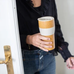 Koziol Thermosbeker Aroma To Go Creme 700 Ml -Cuisine Et Table 7243 aroma to go xl 700 1 os