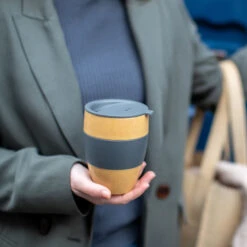 Koziol Koffiebeker Aroma To Go Grijs 400 Ml -Cuisine Et Table 7589 aroma to go 701 shp 13 os1