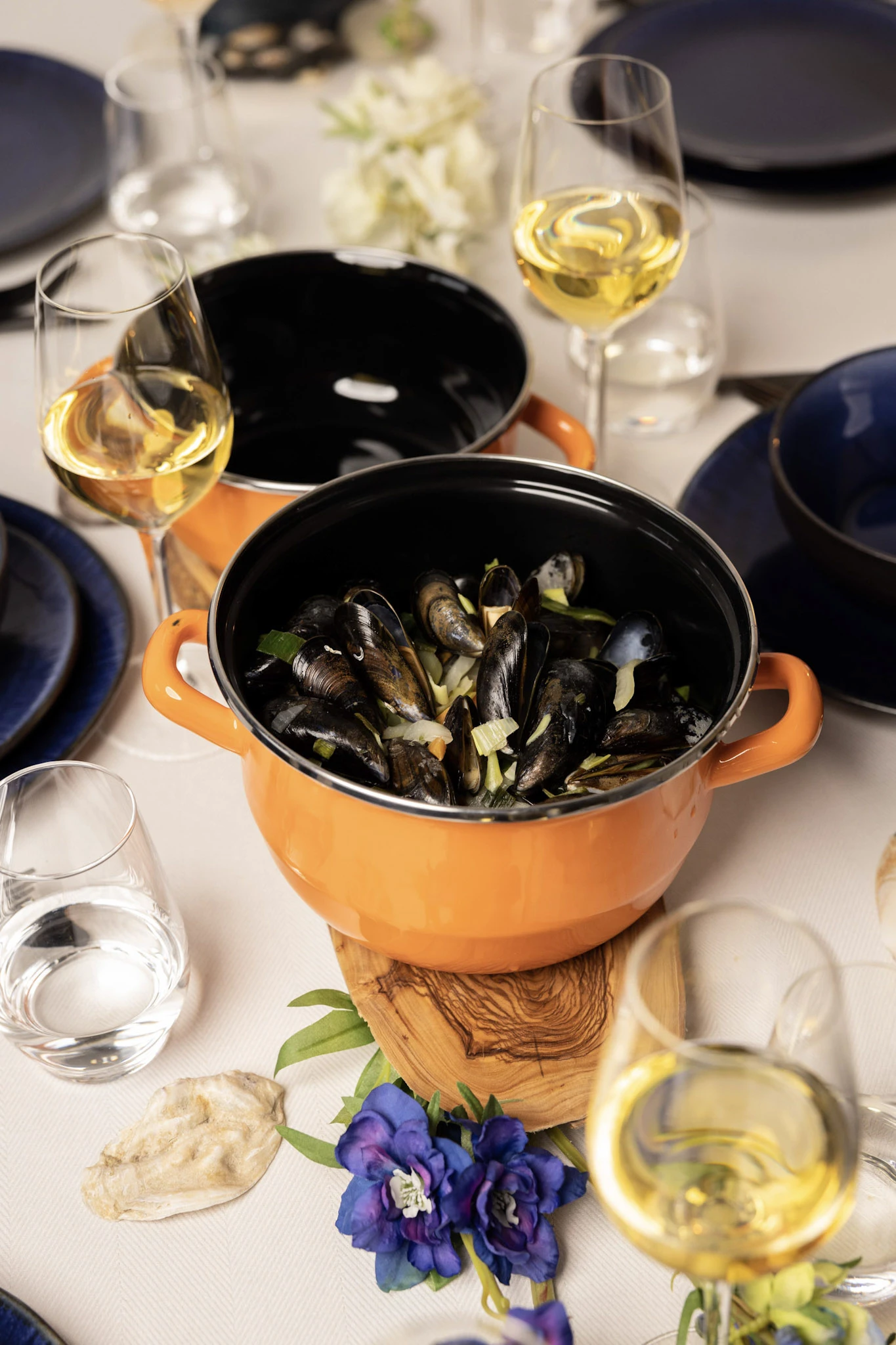 Cosy & Trendy Mosselpan - Oranje - ø 18 Cm / 2.8 Liter 4 Cosy & Trendy Mosselpan - Oranje - ø 18 Cm / 2.8 Liter - Image 2