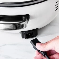 GreenPan Omnicooker - 5.7 Liter - Cream - Keramische Anti-baklaag -Cuisine Et Table CC005288 001 CC005289 001 image8 feature5 b5e62739 964c 4efa a607 a333dc8ac442