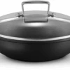 Le Creuset Hapjespan Met Deksel - Les Forgées TNS - ø 24 Cm / 2.3 Liter - Standaard Anti-aanbaklaag -Cuisine Et Table LC 20190624 ZS PS FS 51107240010502 001