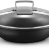Le Creuset Hapjespan Met Deksel - Les Forgées TNS - ø 26 Cm / 2.7 Liter - Standaard Anti-aanbaklaag 1 Le Creuset Hapjespan Met Deksel - Les Forgées TNS - ø 26 Cm / 2.7 Liter - Standaard Anti-aanbaklaag -Cuisine Et Table LC 20190624 ZS PS FS 51107260010502 001