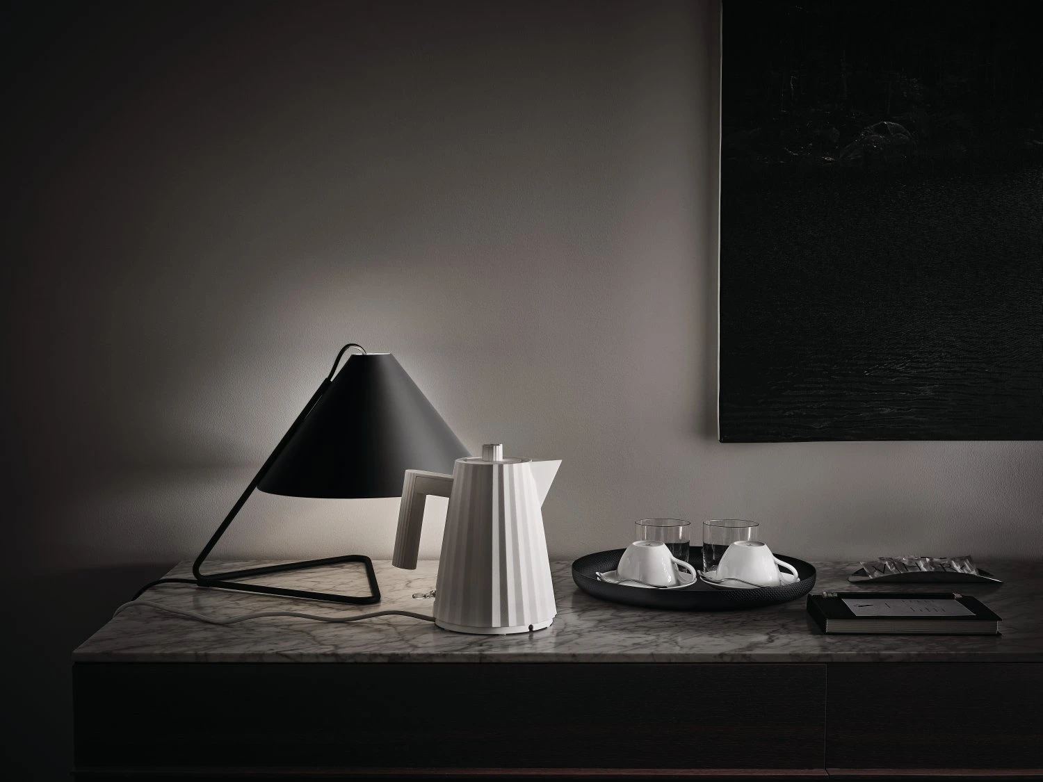 Alessi Waterkoker Plissé - Droogkookbeveiliging - Wit - Michele De Lucchi - 1 Liter - MDL06/1 W 4 Alessi Waterkoker Plissé - Droogkookbeveiliging - Wit - Michele De Lucchi - 1 Liter - MDL06/1 W - Image 2