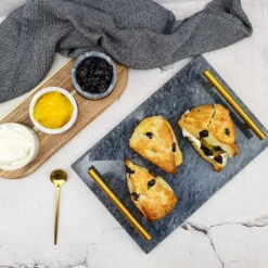 Jay Hill Serveerplank - Met Marmeren Schaaltjes - 37 X 11 Cm 11 Jay Hill Serveerplank - Met Marmeren Schaaltjes - 37 X 11 Cm -Cuisine Et Table PSX 20220424 102800 1