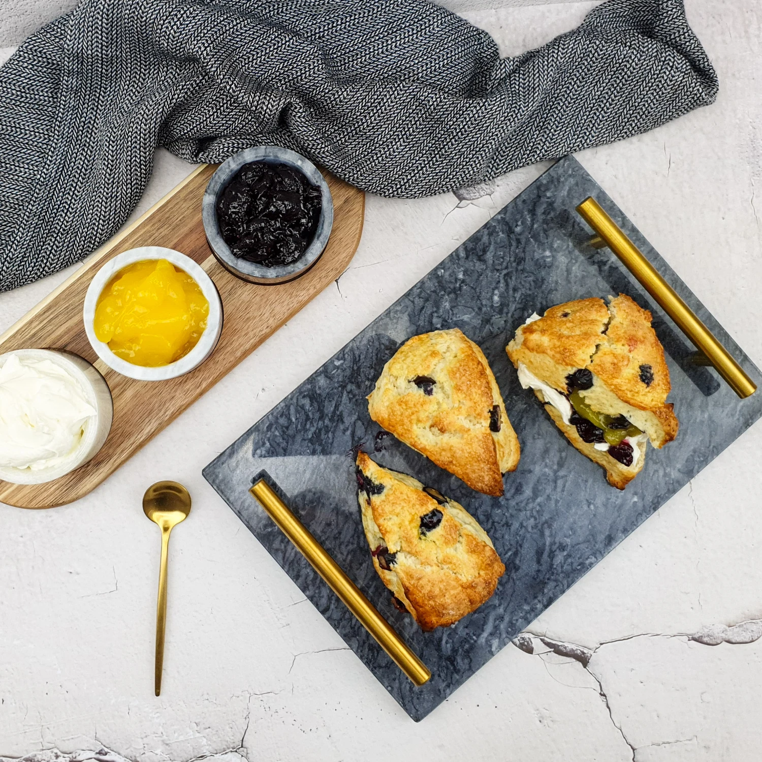 Jay Hill Serveerplank - Met Marmeren Schaaltjes - 37 X 11 Cm 6 Jay Hill Serveerplank - Met Marmeren Schaaltjes - 37 X 11 Cm - Image 4