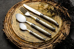 Laguiole Style De Vie Bestekset Premium Line - Parelmoer - 24 Delig / 6 Personen 7 Laguiole Style De Vie Bestekset Premium Line - Parelmoer - 24 Delig / 6 Personen -Cuisine Et Table PrCouvParel 2