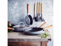 GreenPan Pannenset Met Keukenhulpjes Mayflower Pro - 4 Delige Set 19 GreenPan Pannenset Met Keukenhulpjes Mayflower Pro - 4 Delige Set -Cuisine Et Table Productafbeeldingen CL 2023 03 08T145041.600