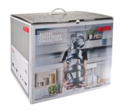 Alessi Pannenset Mami - SG100S7 - 4 Delige Set - Door Stefano Giovannoni -Cuisine Et Table SG100S7 01 alessi mami aanbieding verpakking