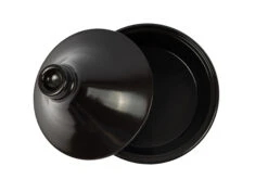 Cookinglife Tajine Regas - Aardewerk - Zwart - ø 32 Cm / 3 Liter 11 Cookinglife Tajine Regas - Aardewerk - Zwart - ø 32 Cm / 3 Liter -Cuisine Et Table Tajine zwart open