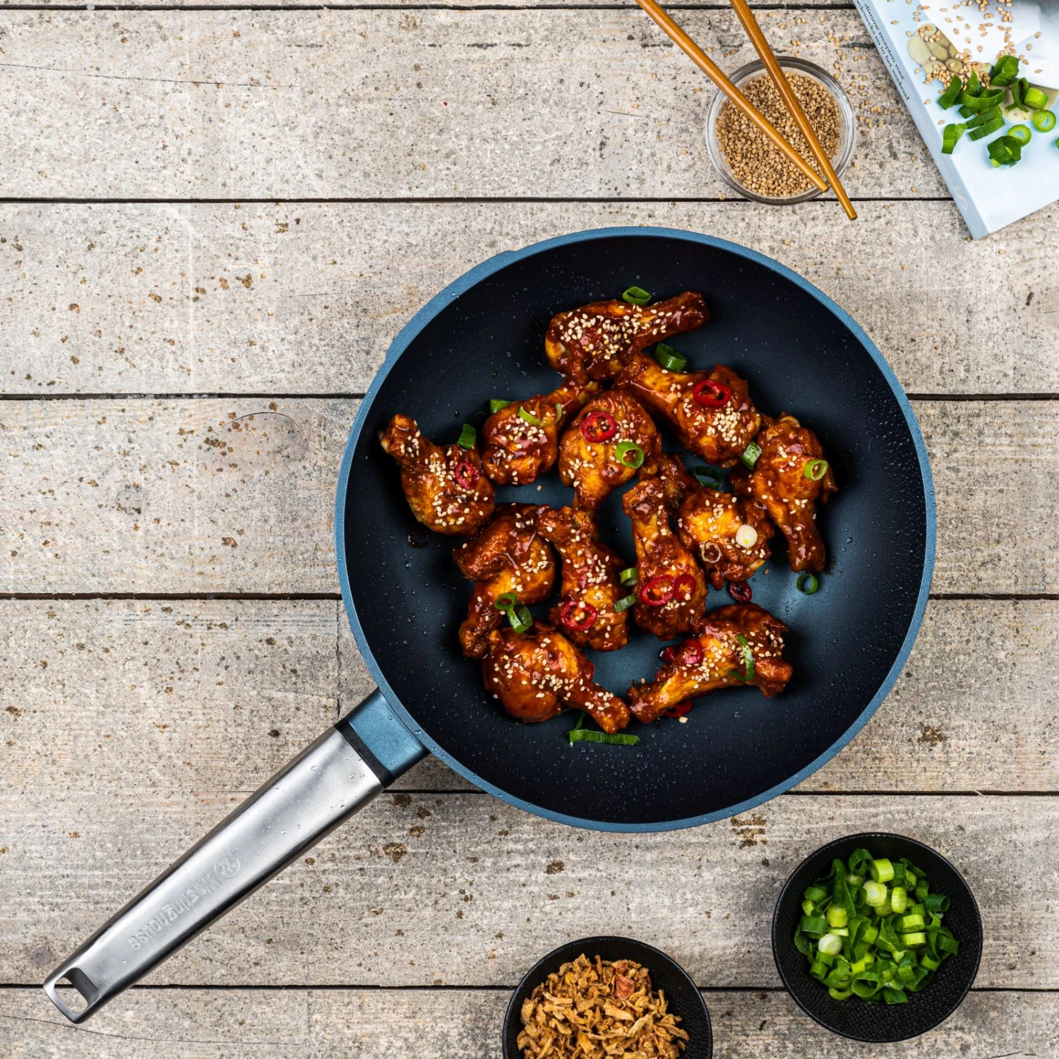 Westinghouse Wokpan Performance - Bravery Blue - ø 28 Cm - Standaard Anti-aanbaklaag 11 Westinghouse Wokpan Performance - Bravery Blue - ø 28 Cm - Standaard Anti-aanbaklaag - Image 9