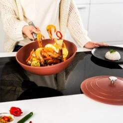 Westinghouse Wokpan Performance - Rebel Red - ø 28 Cm - Standaard Anti-aanbaklaag -Cuisine Et Table WCCW0095028OR 13