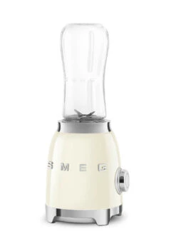 SMEG Smoothie Blender - Compact - Creme - 600 Ml - PBF01CREU -Cuisine Et Table WEB PBF01CREU 5.jpg