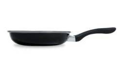 BK Koekenpan Fortalit - ø 24 Cm - Geëmailleerde Anti-aanbaklaag 16 BK Koekenpan Fortalit - ø 24 Cm - Geëmailleerde Anti-aanbaklaag -Cuisine Et Table c196567377165b80439afa290406321e340708b7 B1208 714 FORTA PD HR 300dpi 1