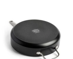 GreenPan Hapjespan Met Deksel - Copenhagen - Zwart - ø 28 Cm / 4.3 Liter - Keramische Anti-aanbaklaag -Cuisine Et Table dd409a6724b3352c2f476ceac2ea371a7f18535b 4 Cop Skill 28cm CC003347 001 DetailBase5B15D