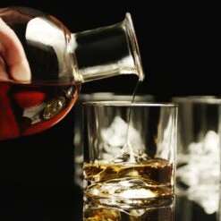 Liiton Whiskey Set Mount Everest - 5 Delige Set -Cuisine Et Table hero9 gigapixel scale 2 00x 3ef37209 b955 47c2 a75f 8a5707224578 1024x1024