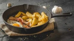 Blackwell Koekenpan - Gietijzer - ø 25 Cm - Zonder Anti-aanbaklaag 19 Blackwell Koekenpan - Gietijzer - ø 25 Cm - Zonder Anti-aanbaklaag -Cuisine Et Table jh gietijzer 002 10