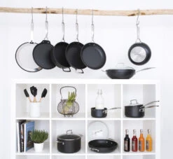 Le Creuset Steelpan - 2 Schenktuiten - Les Forgées TNS - ø 16 Cm / 1.6 Liter - Standaard Anti-aanbaklaag -Cuisine Et Table le creuset lesforgees collectie