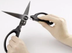 OXO Good Grips Keuken- & Kruidenschaar -Cuisine Et Table oxo keuken en kruidenschaar sfeer 1072121