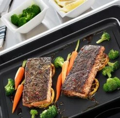 Valira Bakplaat Aire - 28 X 28 Cm - Standaard Anti-aanbaklaag -Cuisine Et Table plancha28x28cm5 1