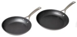 Le Creuset Koekenpannenset Les Forgées TNS - ø 24 En 28 Cm - Standaard Anti-aanbaklaag -Cuisine Et Table product 1 2
