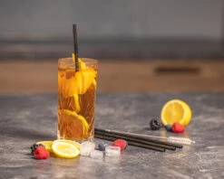 Sareva Herbruikbare Rietjes - Met Borstel - Zwart - 4 Stuks 8 Sareva Herbruikbare Rietjes - Met Borstel - Zwart - 4 Stuks -Cuisine Et Table product keuken 5