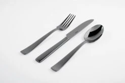 Sambonet Bestekset Flat - Zwart - 24 Delig / 6 Personen -Cuisine Et Table sambonet bestekset flat zwart sfeer4