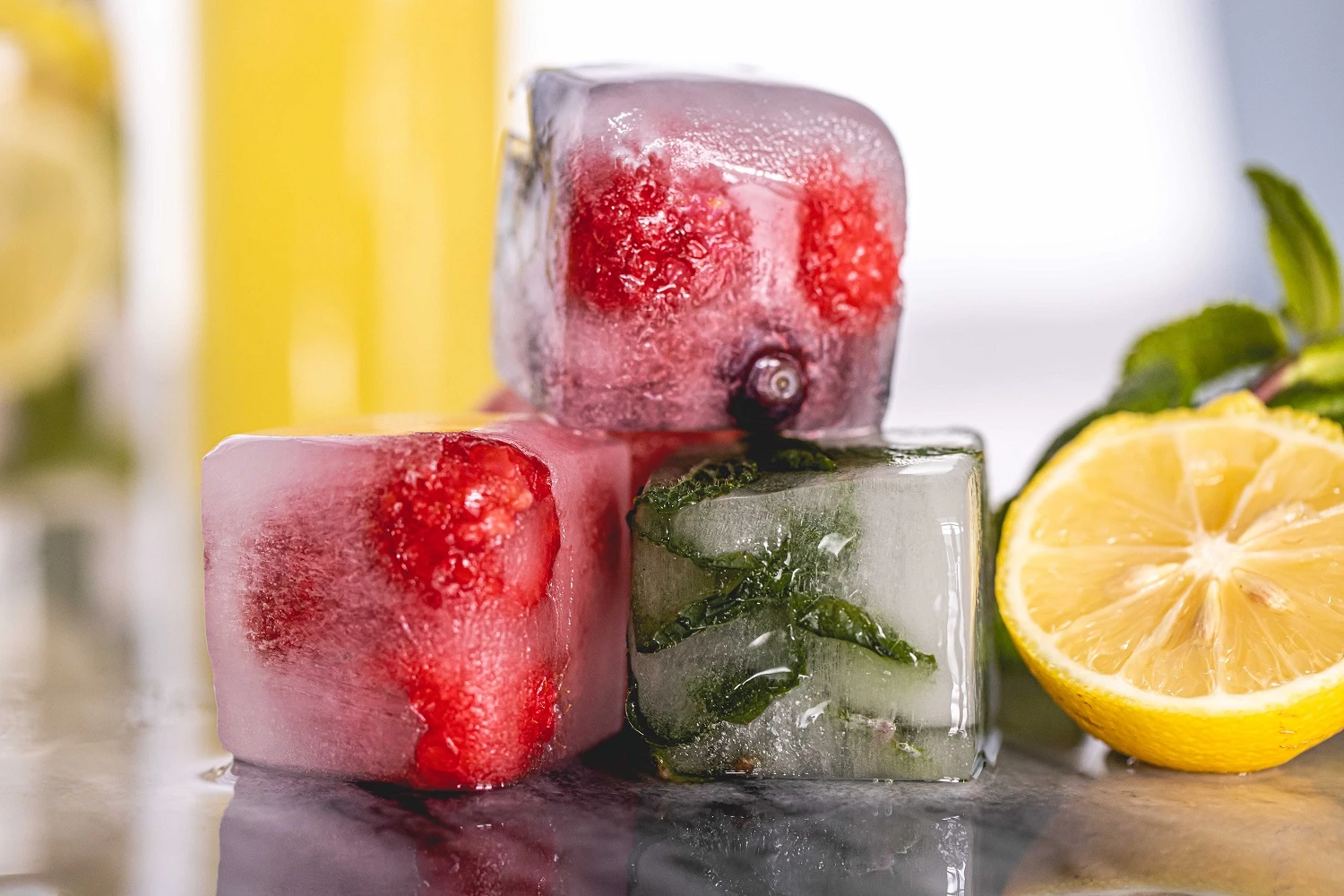 Sareva IJsblokjesvorm Set (4 Bollen & 4 Blokken) 6 Sareva IJsblokjesvorm Set (4 Bollen & 4 Blokken) - Image 4